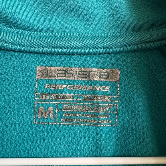 Share  Layers Turquoise Sport Top Women's M - Picture 2 of 4